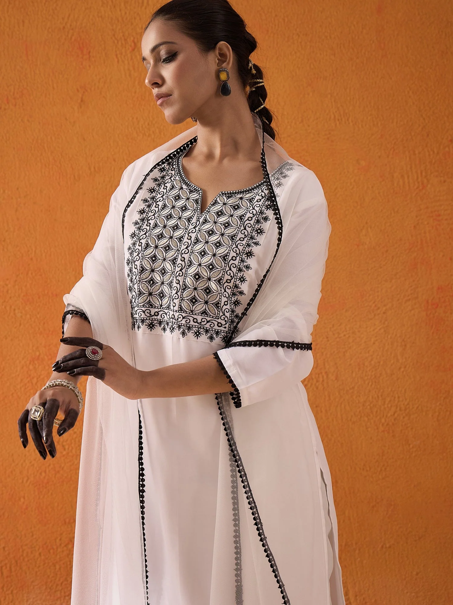 Indo Era White Embroidered Straight Kurta Trousers With Dupatta  Set - Image 5